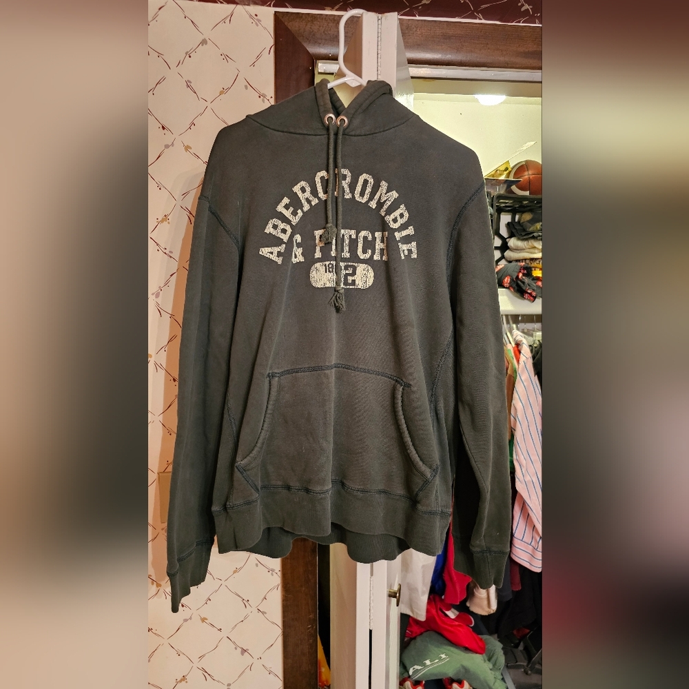 VINTAGE Green Hoodie